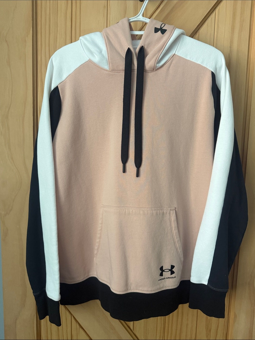 Under Armour Women’s Hoodie XL